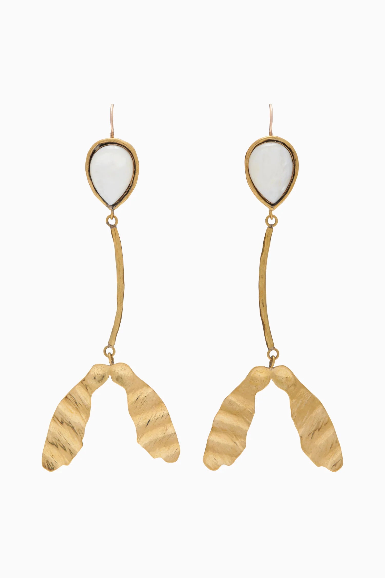 [Golden dew] 韓国☆18K Gold☆Amavillenue D Earring Golden dew] 韓国☆18K Gold☆Tiamo 3 Hoop Earrings (GOLDEN