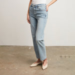Le Sleek Straight - Tribute