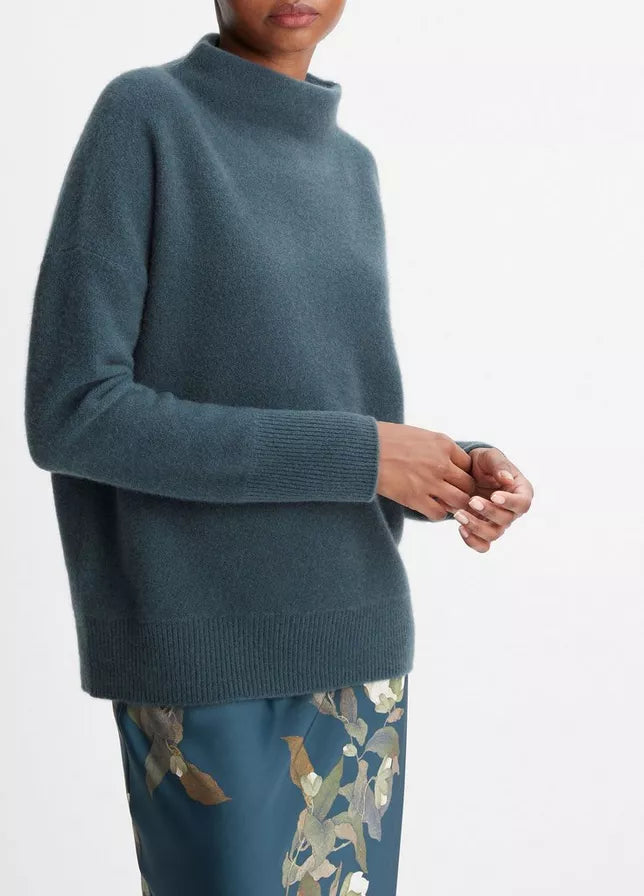 Funnel Neck - Azurine