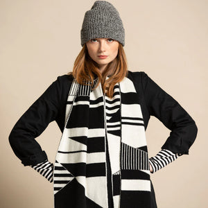 Semaphore Blanket - Blk Wht