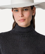 Cropped Silk Yarn Turtleneck